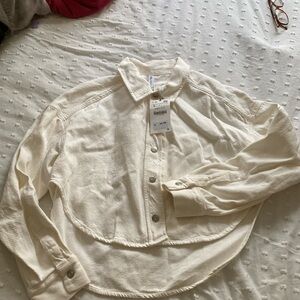 White cropped round hem Jean jacket